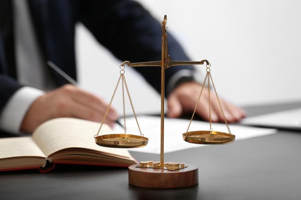 Don’t Let Complaints Be Your Weak Link – Order From Experts